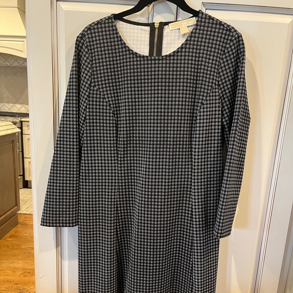 Michael Kors Dress w leather bottom trim detail